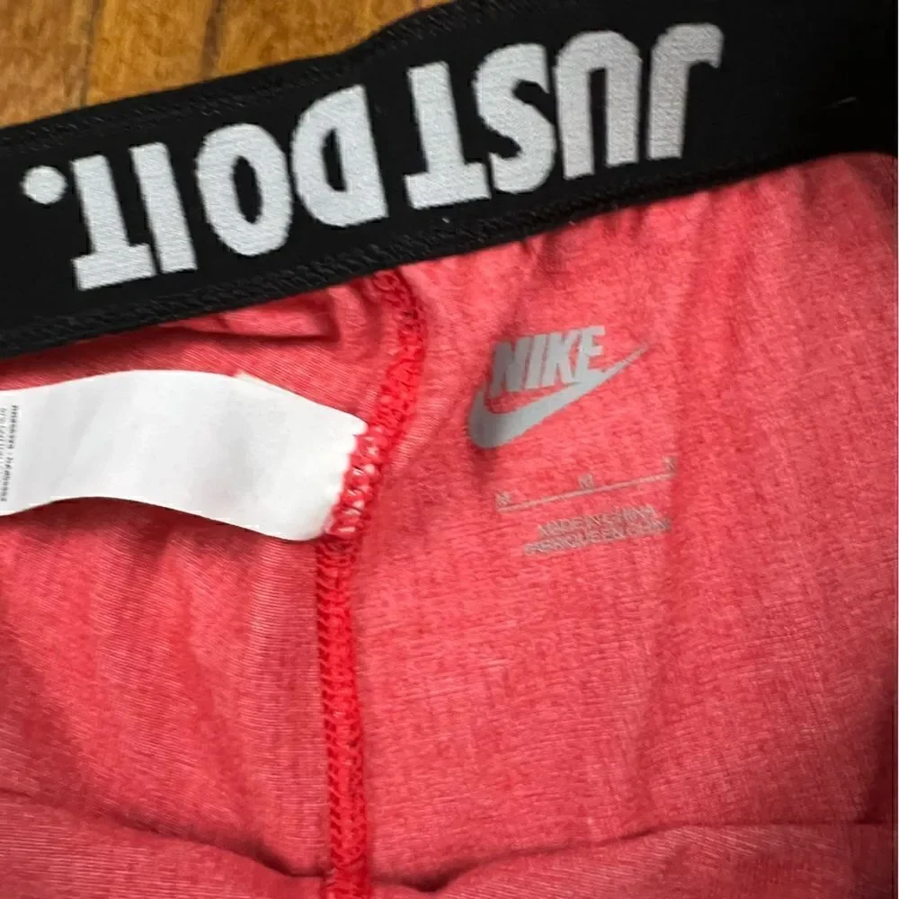Nike sportswear Retro Candy Stripe Leggings Women's M